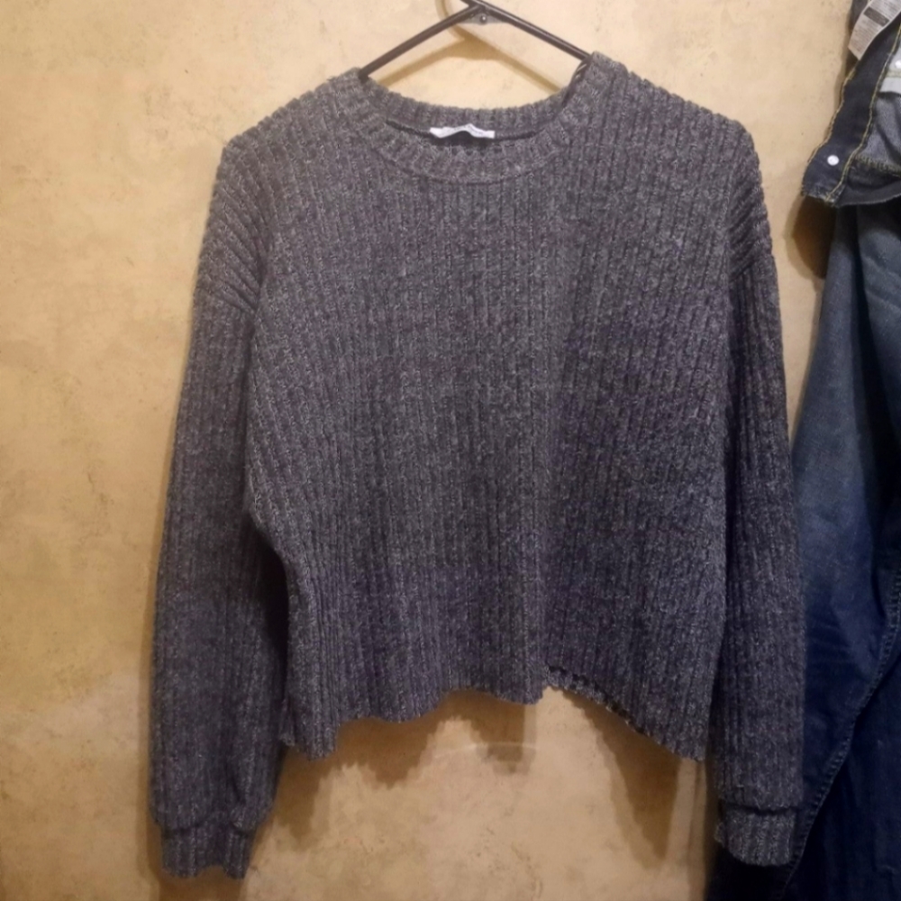 Ribbed sweater